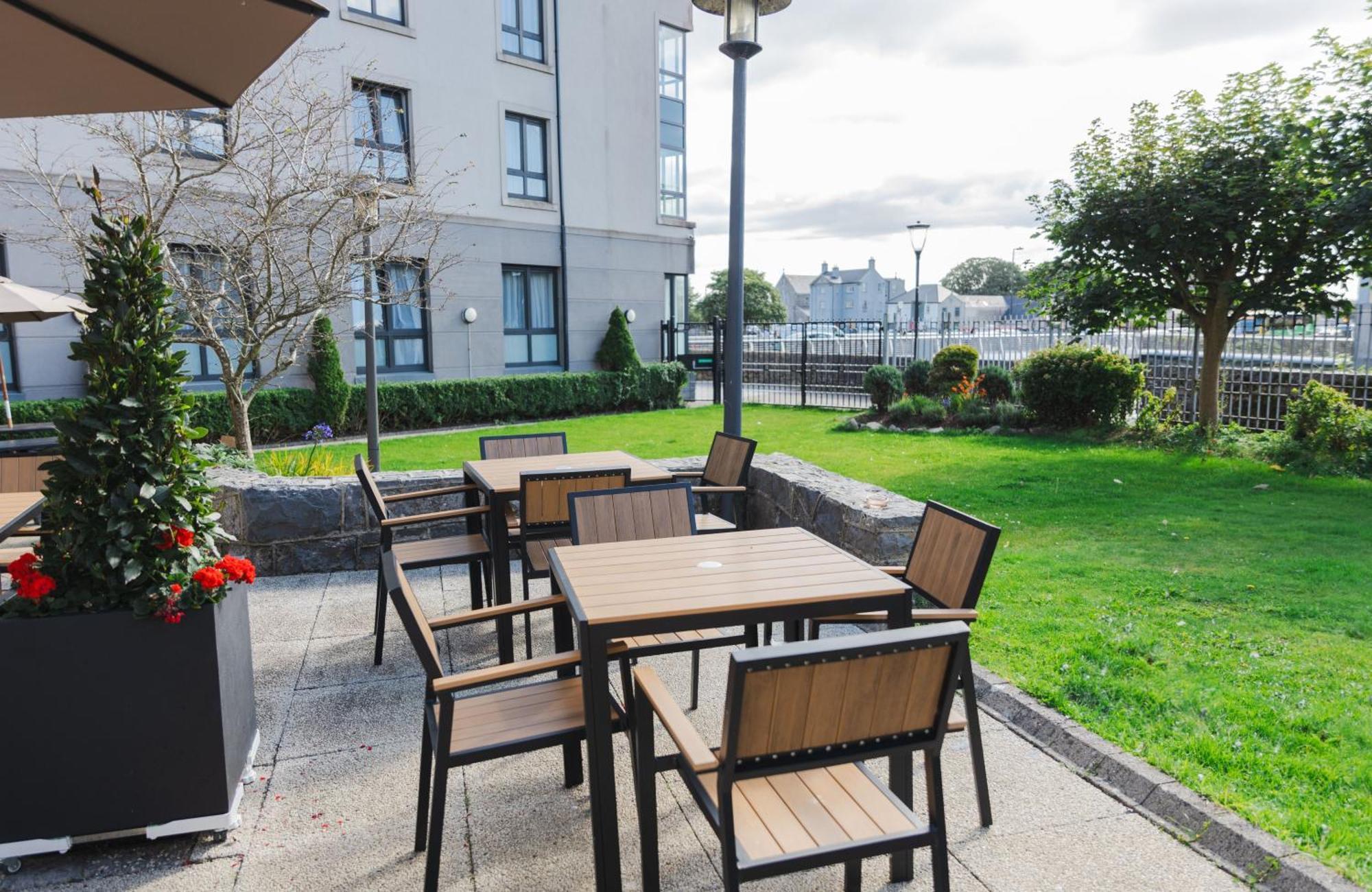 Leonardo Hotel Galway Exterior photo